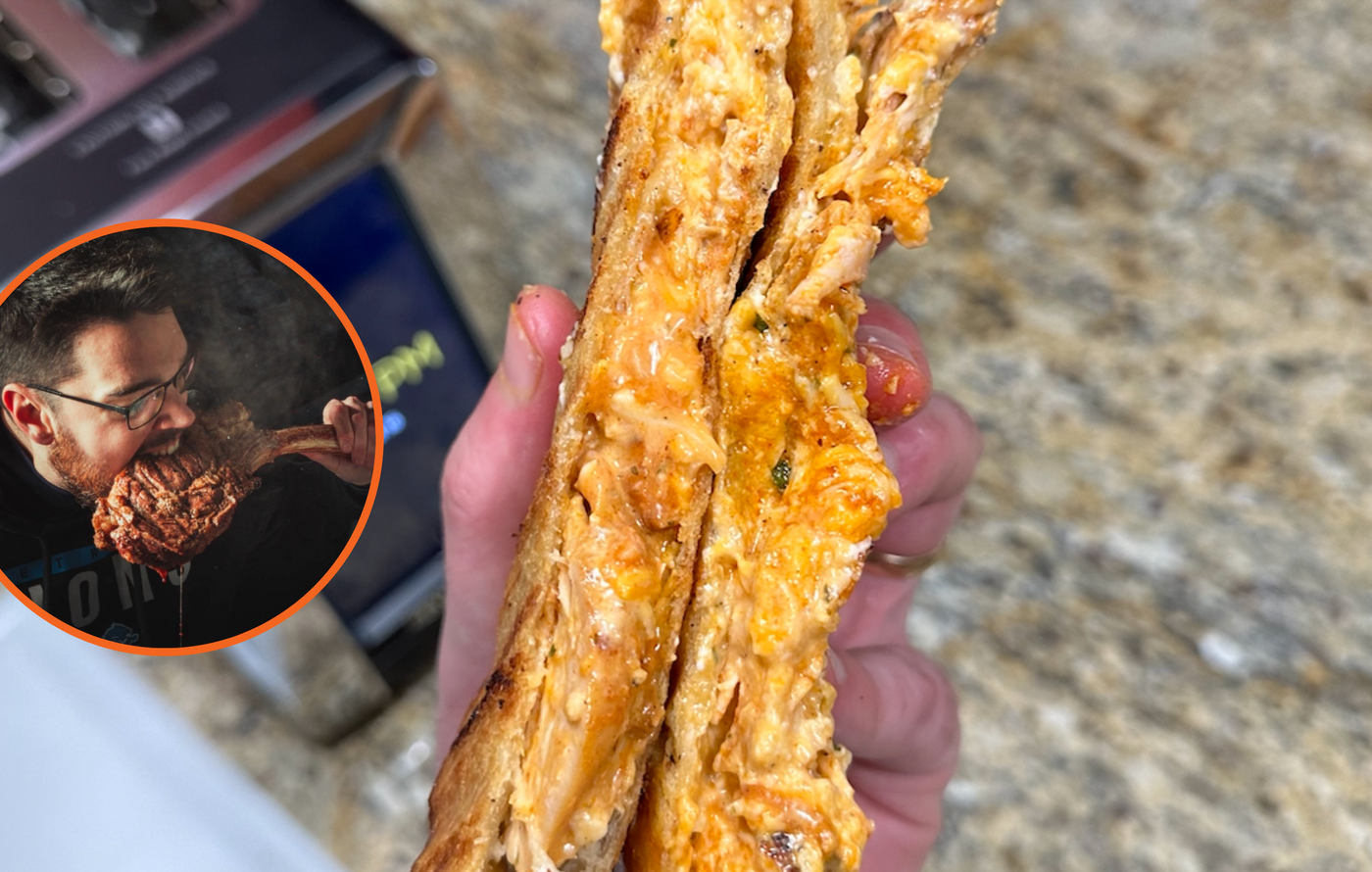 richard eats buffalo chicken toastie