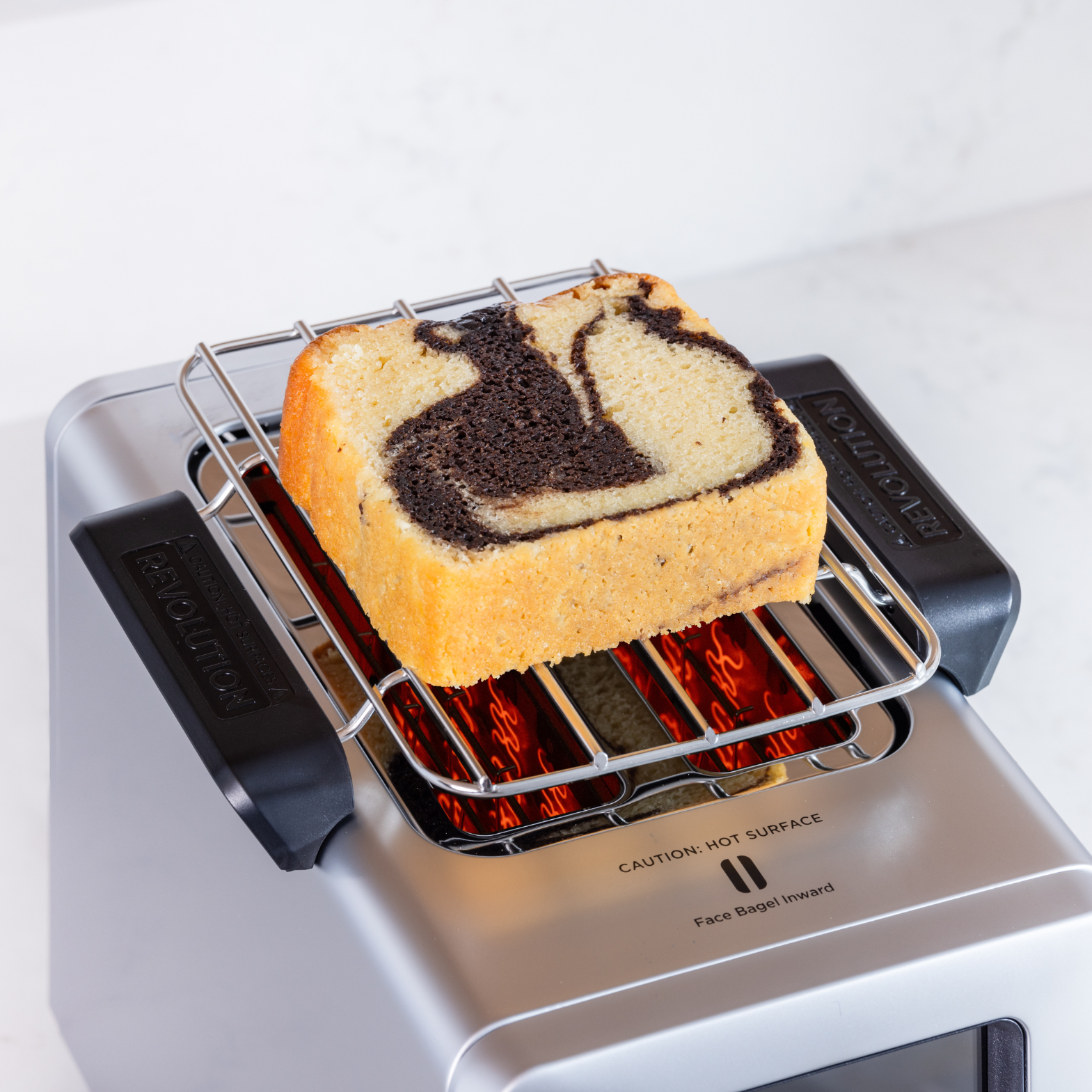  Revolution R270 High-Speed Touchscreen Toaster, 2-Slice Smart  Toaster with Patented InstaGLO Technology & Gluten-Free, Panini & 16 Bread  Modes: Home & Kitchen
