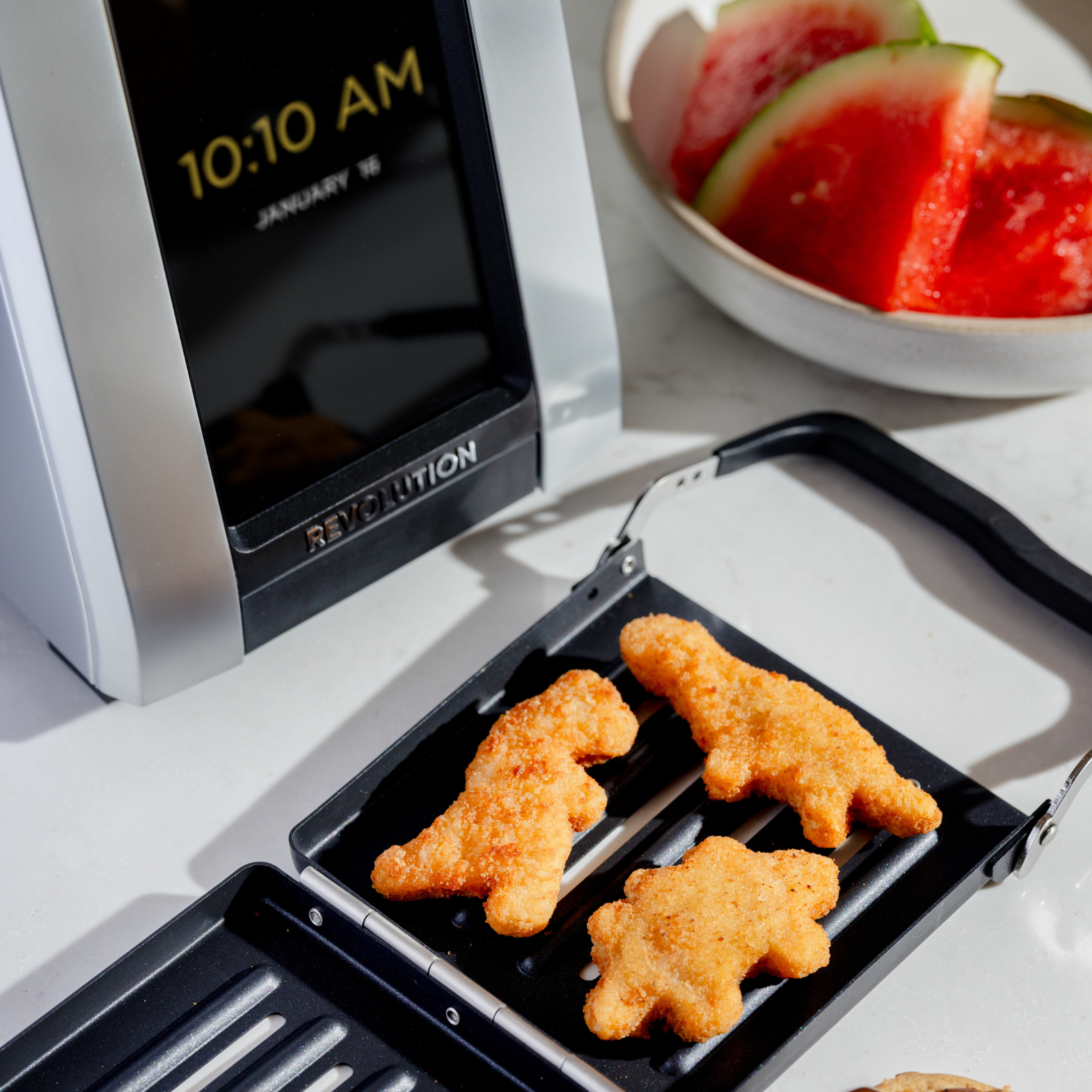This is the Revolution R270 InstaGlo Smart Toaster #SmartToaster #Revo